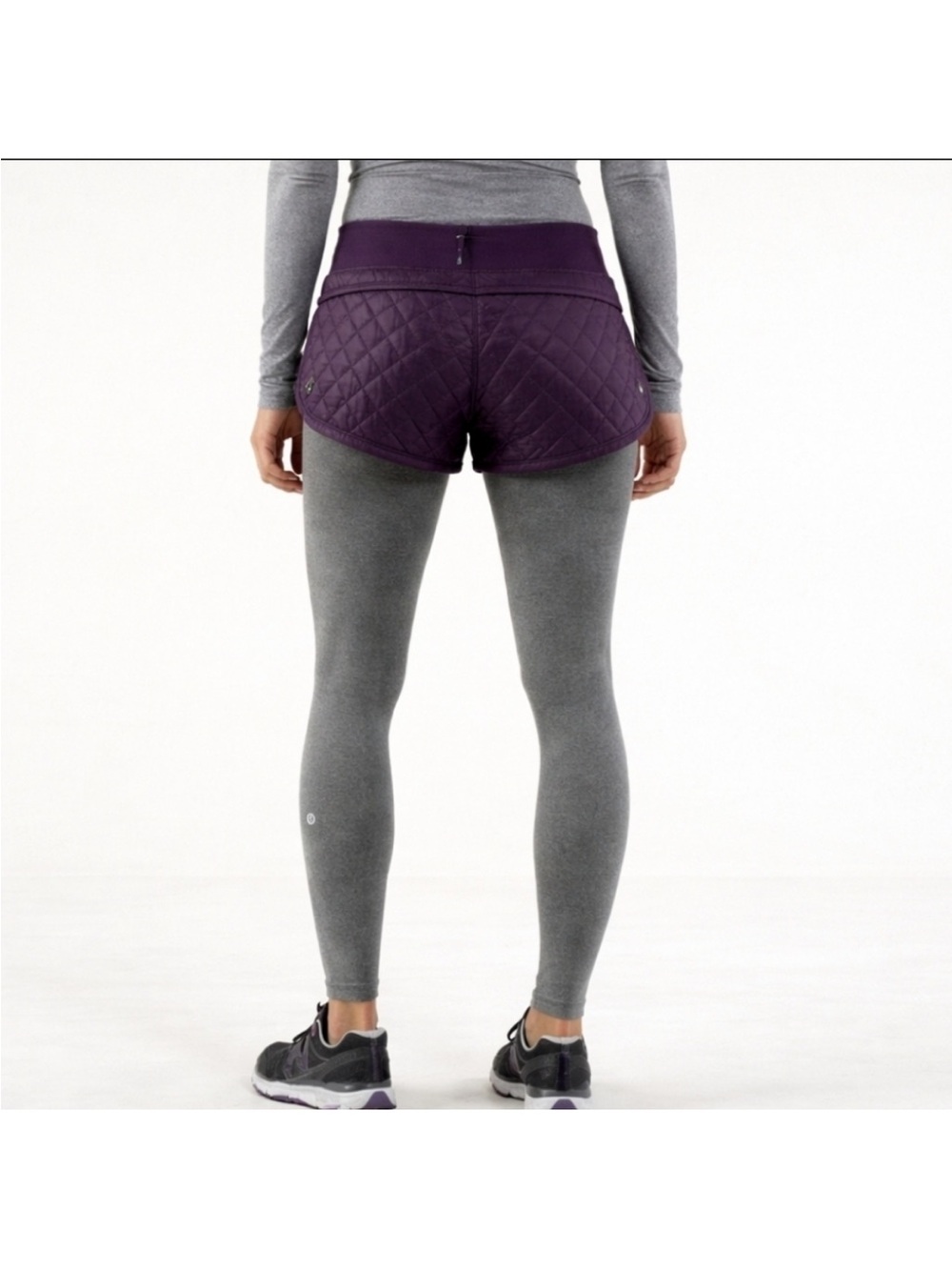 Lululemon Hot Cheeks Short Deep Zinfandel Purple - Picture 2 of 3